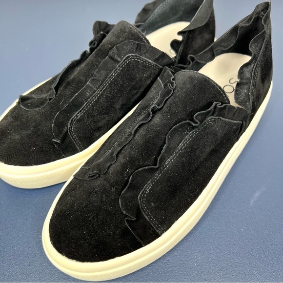 Sole Society Talexa Slip On Black Sporty Ruffle Sneaker Size 6 - Picture 11 of 14